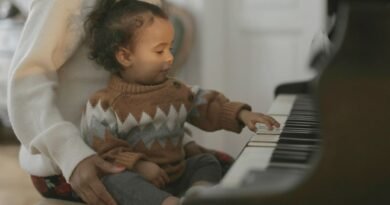 “Por Que a Música Nos Faz Chorar ou Sorrir? A Ciência Explica!”
